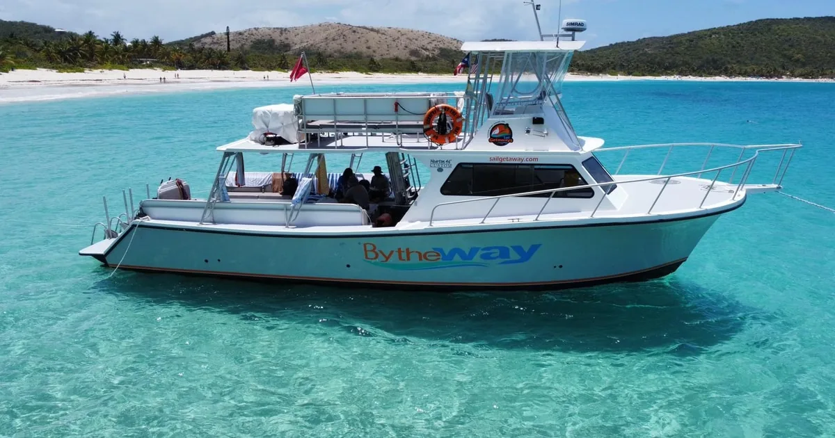 Desde Fajardo: Tour en lancha rápida y snorkel en Culebra con playa